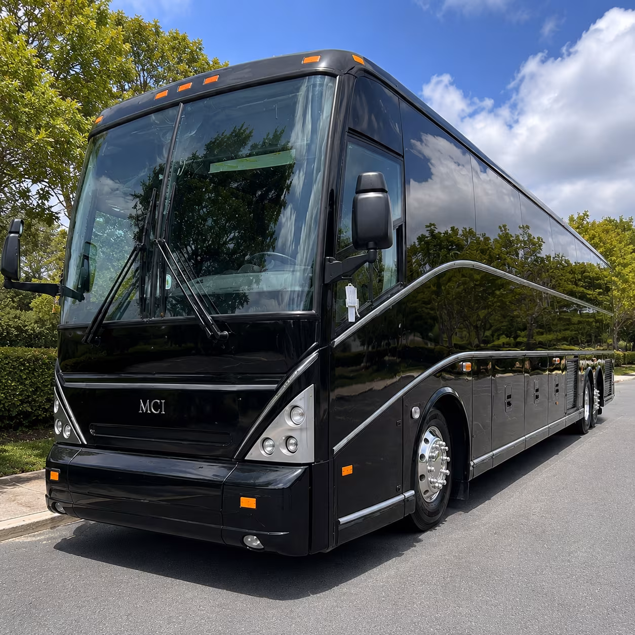 charter buses for tallahassee area university and college campus tours
