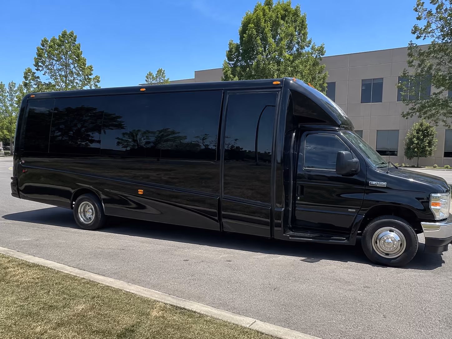 party buses for bachelorette wine tours around tallahassee